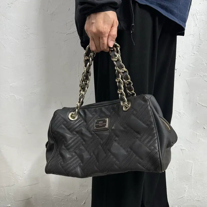 [BUNJANG] Balenciaga BB Quilted Chain Tote Bag / 발렌시아가 BB 퀼팅 체인 토트백 / 핸드백