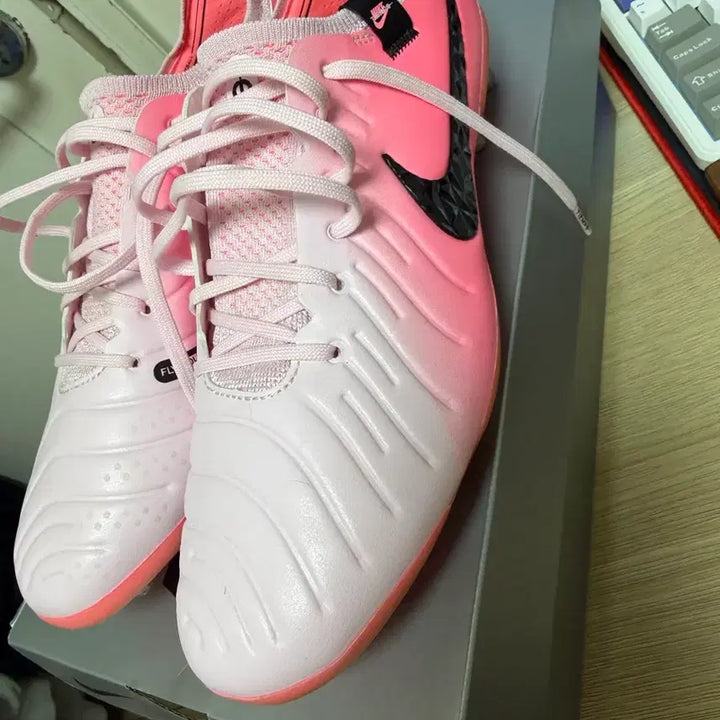 [BUNJANG] Nike Tiempo 10 Elite AG Soccer Cleats / 나이키 티엠포 10 엘리트 ag 265
