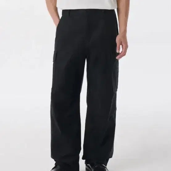[BUNJANG] Musinsa Standard Black Trousers (Size 32) / 무신사 스탠다드 블랙 바지 32 사이즈