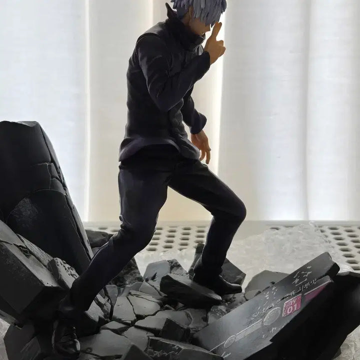 [SOLD OUT] 전시 중고품 ) 주술회전 고죠 사토루 무량공처 FIGURIZM 피규어리즘