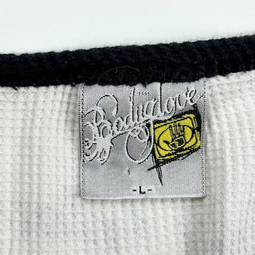 [BUNJANG] VTG Graphic Waffle Henley Neck Long Sleeve Top / (여성L) VTG 빈티지 그래픽 여성 와플 헨리넥 롱슬리브