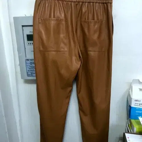 [SOLD OUT] 자라 레더 바지