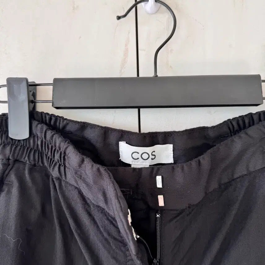 [BUNJANG] COS Black Wide Pocket Slacks (EUR 34) / 새상품 컨디션 COS 블랙 와이드 포켓슬랙스 EUR 34(44사이즈,55