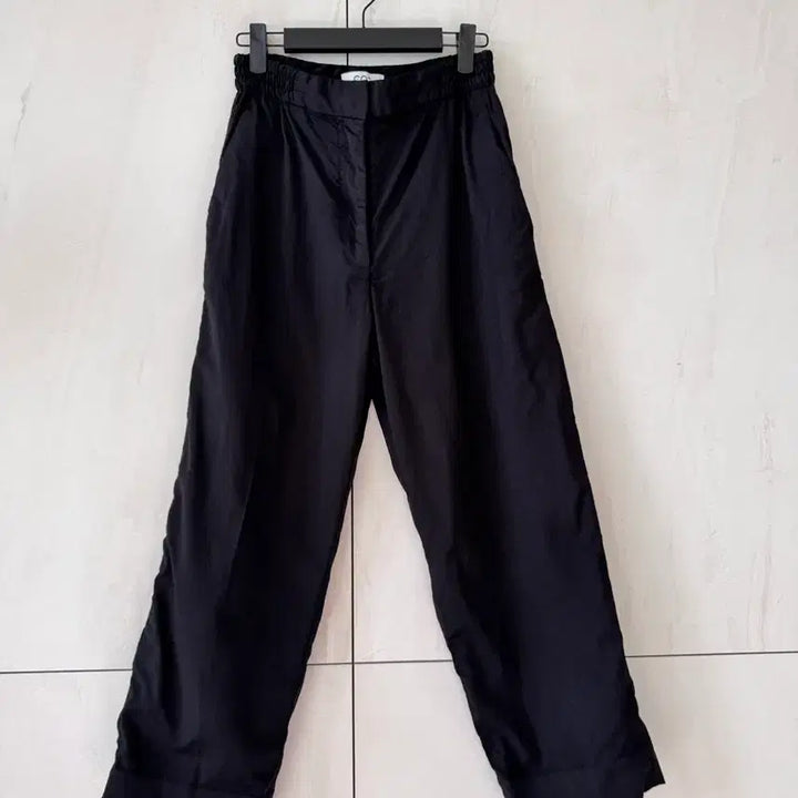 [BUNJANG] COS Black Wide Pocket Slacks (EUR 34) / 새상품 컨디션 COS 블랙 와이드 포켓슬랙스 EUR 34(44사이즈,55