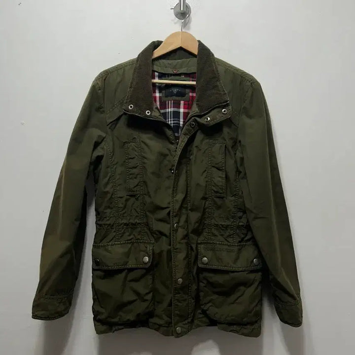 [BUNJANG] Guess Olive Green Field Jacket (Size L) / 게스 올리브 그린 야상 자켓 L 100사이즈