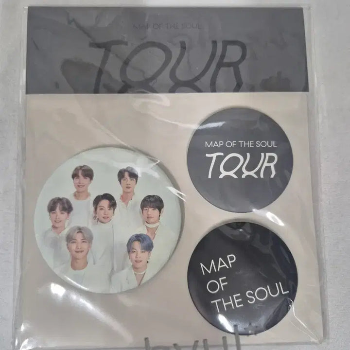 [BUNJANG] BTS Map of the Soul Tour Badge Set / (미개봉)BTS 맵오브더솔 투어 배지 세트