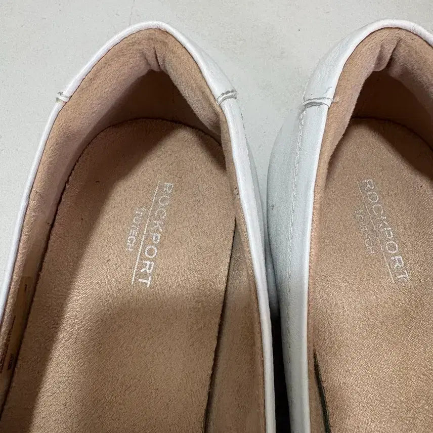 [SOLD OUT] 락포트 여성 로퍼 255