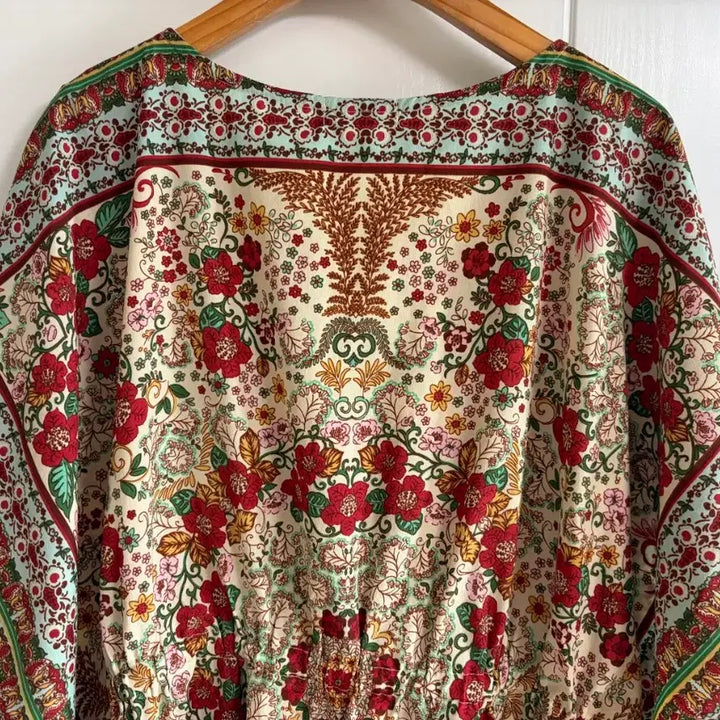 [SOLD OUT] (일본 수입 빈티지)블라우스 티셔츠 가오리 반팔 꽃 38 롱