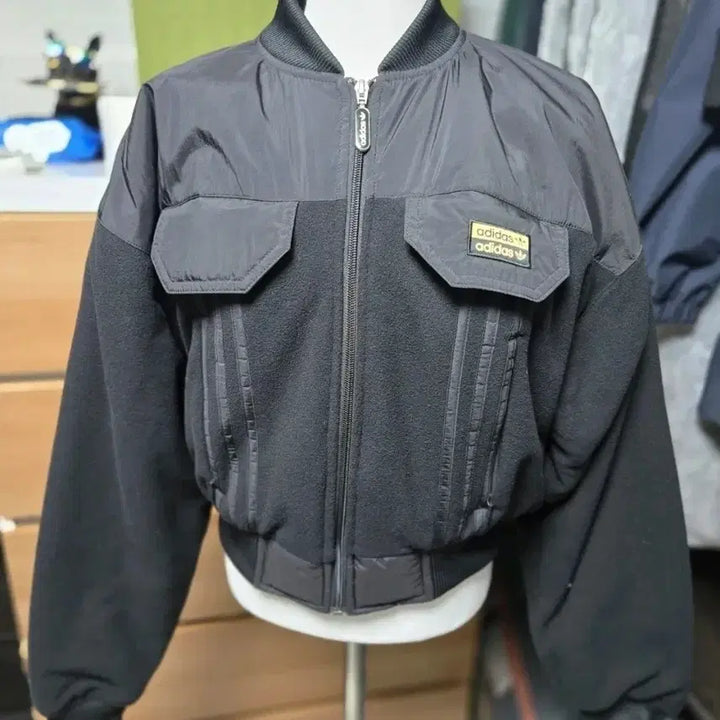 [BUNJANG] Adidas Black Bomber Jacket (Size M) / 아디다스 블랙 봄버 자켓 M