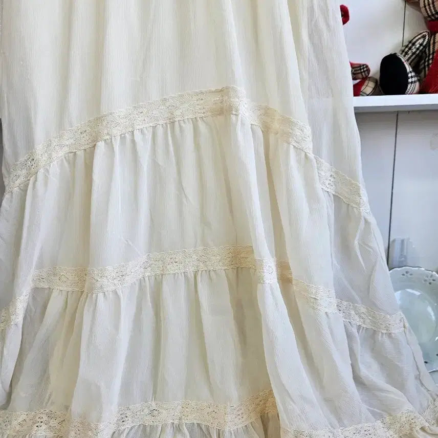 [BUNJANG] INGNI Lace Tiered Long Dress / 잉그니(INGNI) 레이스 티어드 롱원피스