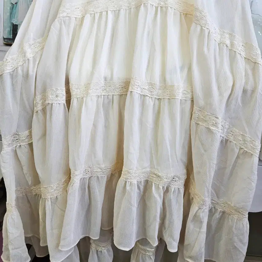 [BUNJANG] INGNI Lace Tiered Long Dress / 잉그니(INGNI) 레이스 티어드 롱원피스