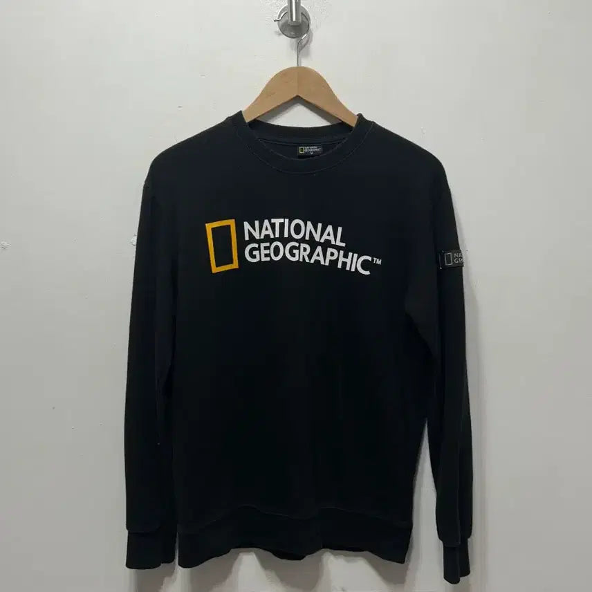 [SOLD OUT] 내셔널지오그래픽 블랙 맨투맨 티셔츠 M