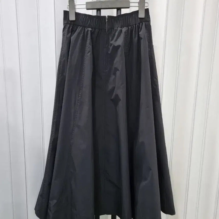 [SOLD OUT] 블랙 A라인 롱 스커트