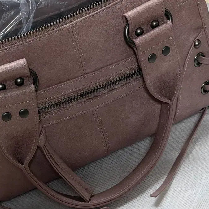 [BUNJANG] Fancy Club Belted Washed Leather Mini Bag - Baby Pink / 팬시클럽 벨티드 워싱 레더 미니백 베이비 핑크