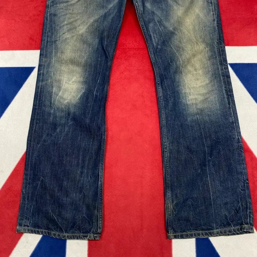 [SOLD OUT] 디젤 자티니 워싱 데님팬츠 33
