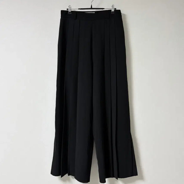 [SOLD OUT] 그레이스유 와이드 플리츠 팬츠