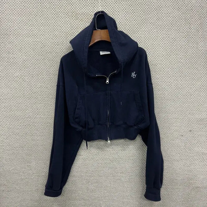 [SOLD OUT] 베이델리 크롭 후드집업 90 M16254