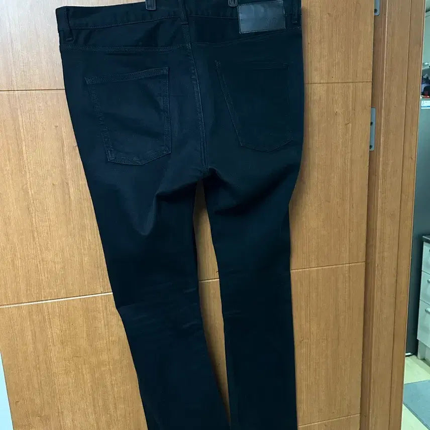 [SOLD OUT] [34] Zara 플레어진 블랙 부츠컷