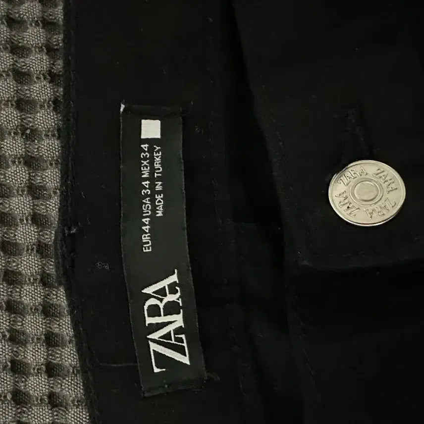 [SOLD OUT] [34] Zara 플레어진 블랙 부츠컷