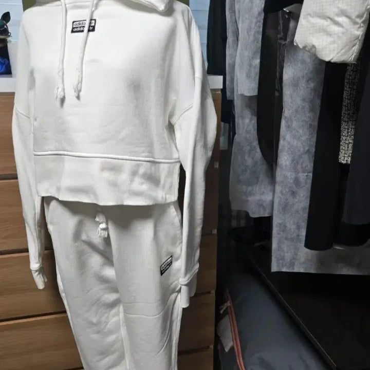 [BUNJANG] Adidas White Training Set S / 아디다스 흰색 트레이닝 세트 S