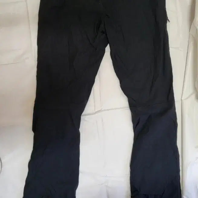 [SOLD OUT] Columbia 블랙 팬츠 82(32인치정도)
