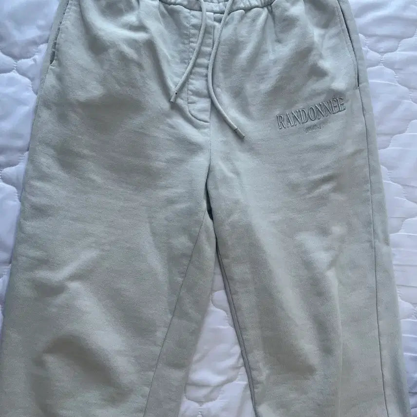 [SOLD OUT] 준지 란도니 여성 조거팬츠 junnj