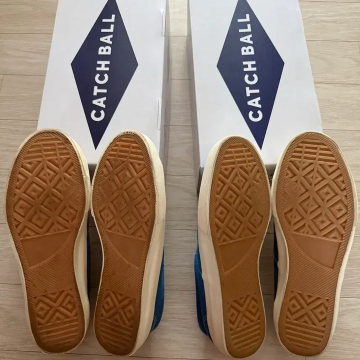 [SOLD OUT] 캐치볼 셀틱블루 2종 일괄 - 270 사이즈