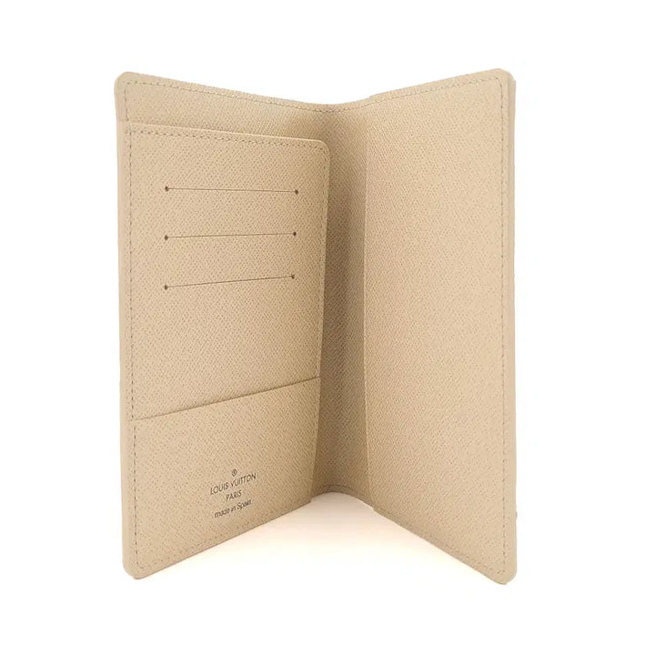 [BUNJANG] Louis Vuitton Azur Passport Wallet / 루이비통 아주르 여권지갑
