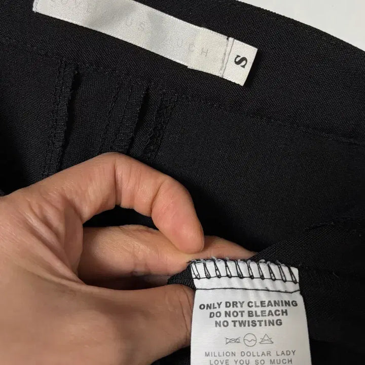 [BUNJANG] Love You So Much Slacks Pants / 러브유쏘머치 슬랙스 팬츠