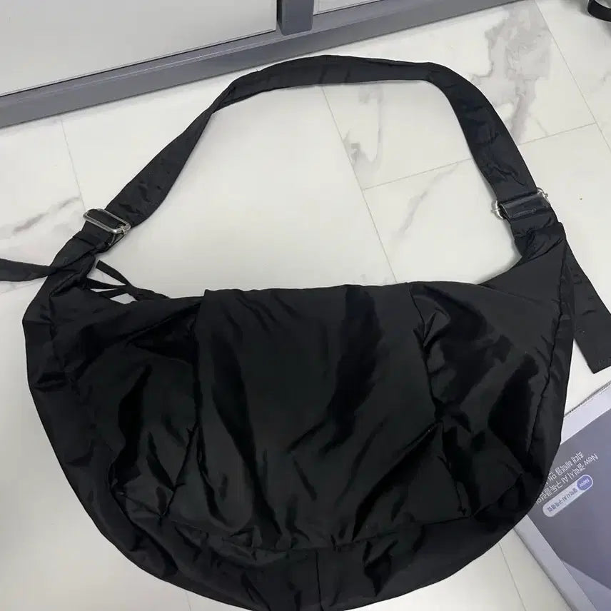 [BUNJANG] HGGB Studio Leaf Bag Black / hgbb studio 리프백 블랙