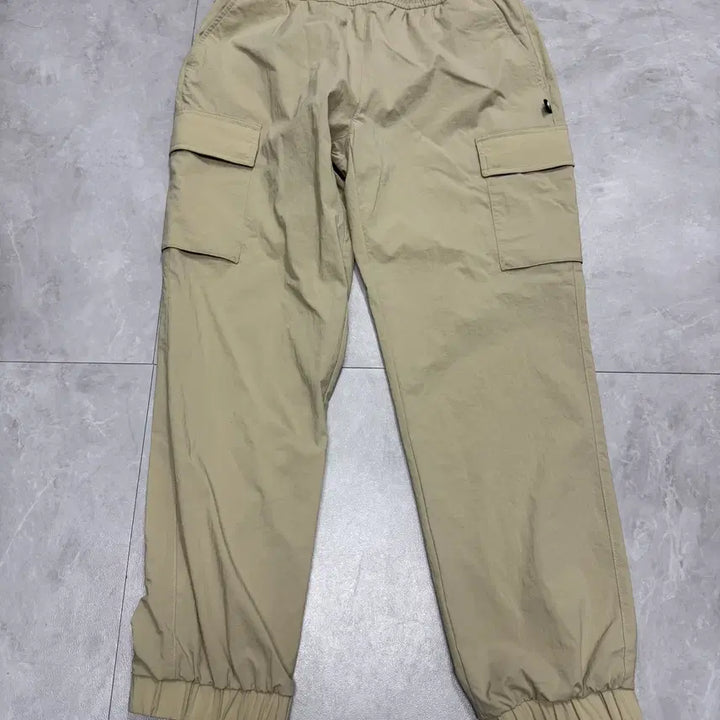 [BUNJANG] K-Way XL (32) Pants / XL (32) 까웨 K-Way