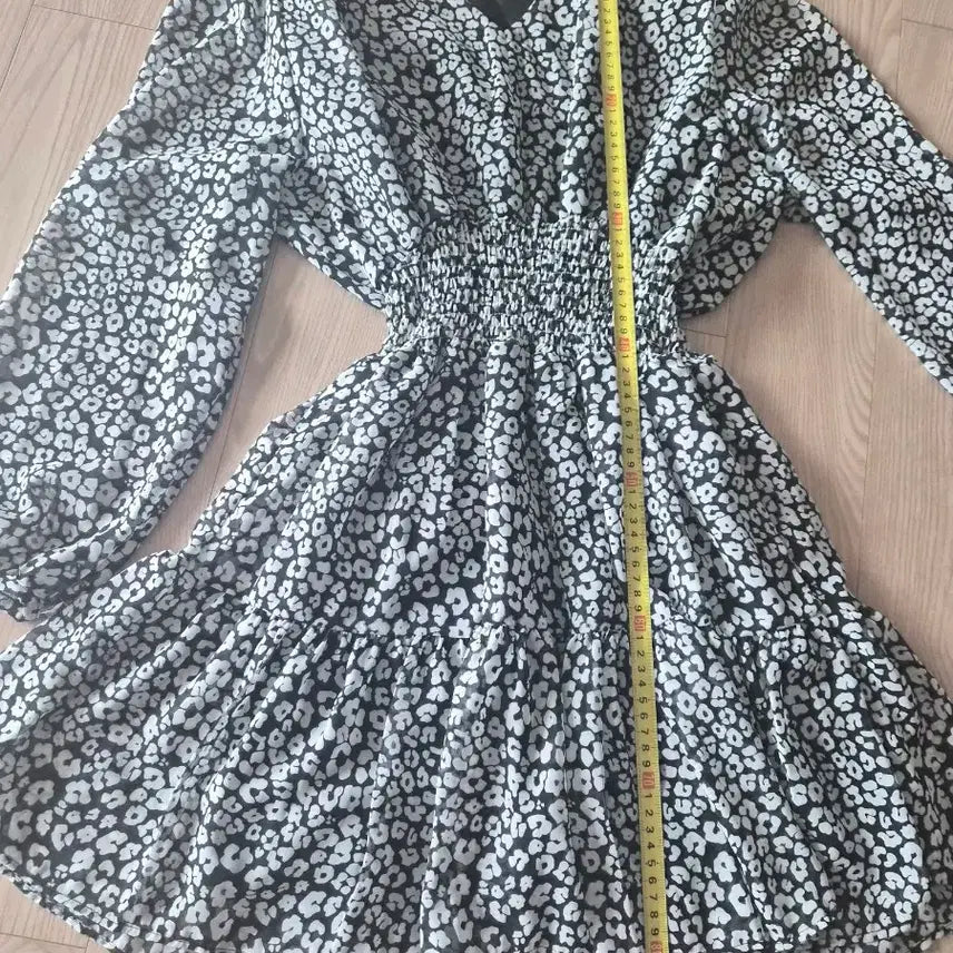 [BUNJANG] Flare Dress Black/White Pattern / 플레어 원피스 블랙/화이트 패턴 새상품 프리사이즈