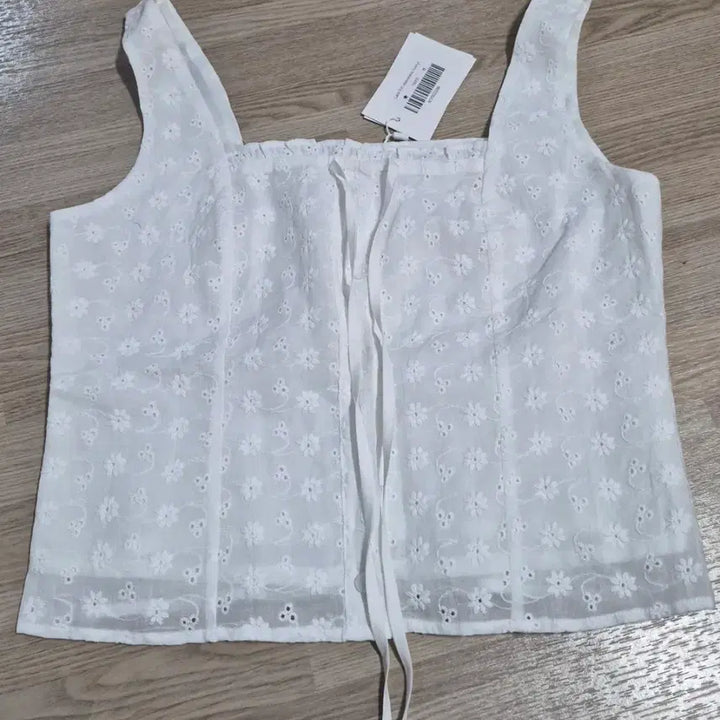 [SOLD OUT] [새상품]낫유어로즈 Lace frill sleeveless (Ivory)