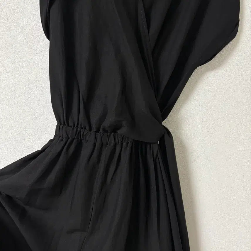 [SOLD OUT] 메이비베이비 디어리스트 원피스