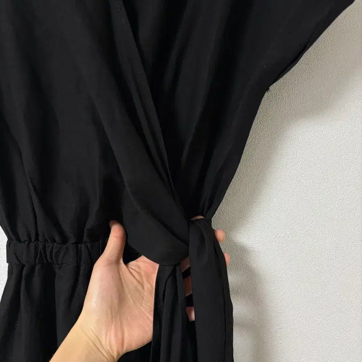 [SOLD OUT] 메이비베이비 디어리스트 원피스