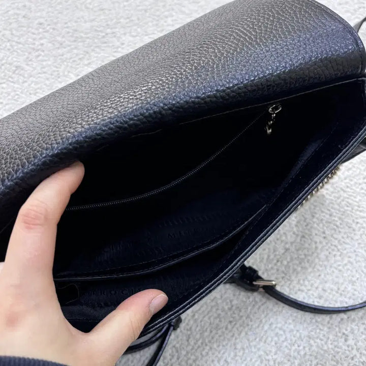 [SOLD OUT] F 메트로시티 체인 미니백 0409E