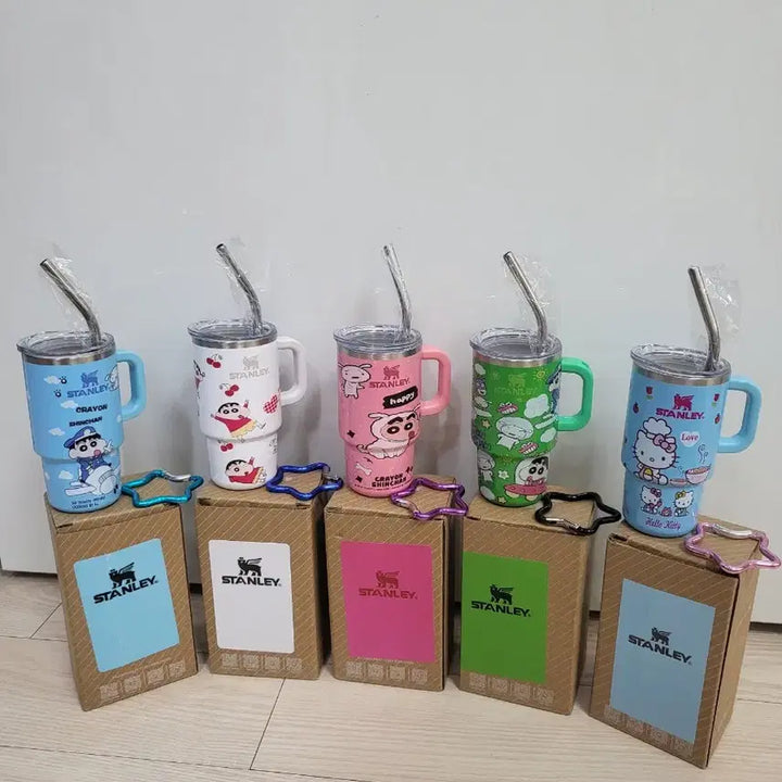 [BUNJANG] Crayon Shin-chan x Hello Kitty Collaboration Tumbler &amp; Keyring / 짱구 및 헬로키티 콜라보 텀블러  키링 새상품