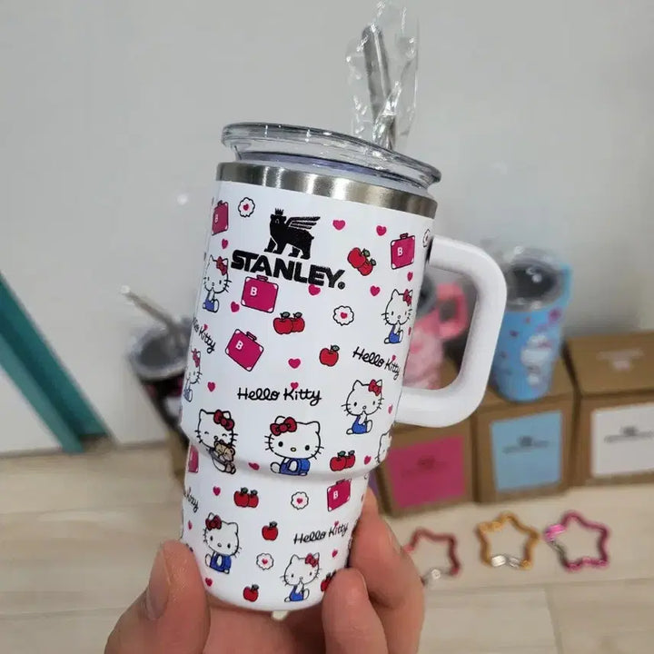 [SOLD OUT] 헬로키티 콜라보 텀블러  키링 새상품