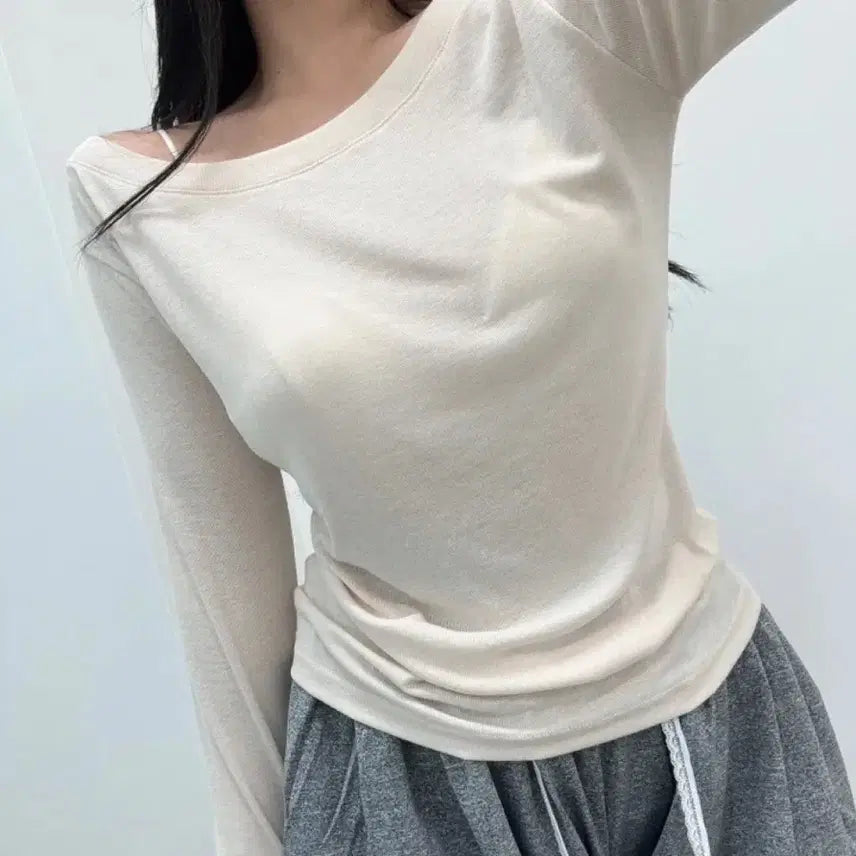 [SOLD OUT] 에이블리 엔뉴엘 오프 긴팔티