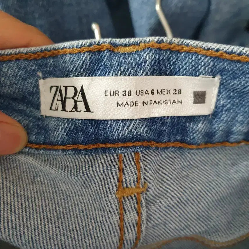[SOLD OUT] 자라 ZARA 부츠컷 청바지