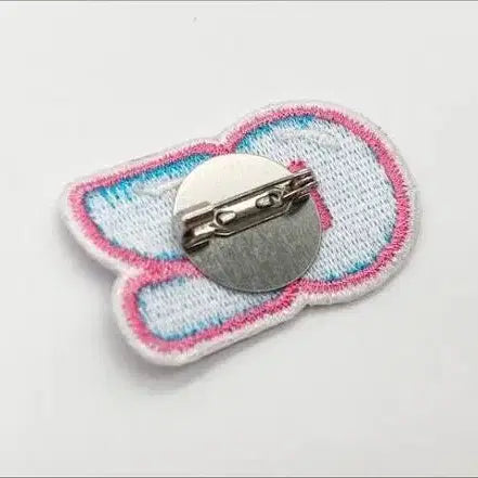 [SOLD OUT] 메이플 스토리 x 에비앙 콜라보 와펜 세트