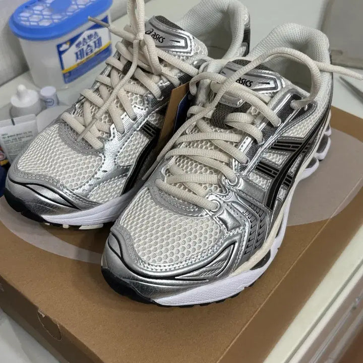 [SOLD OUT] 아식스 젤 카야노 14 크림블랙