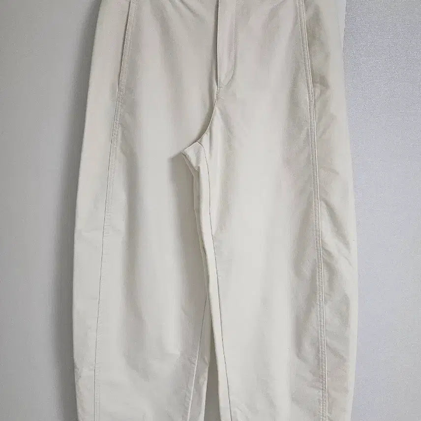 [SOLD OUT] 유니클로저지배럴레그팬츠M