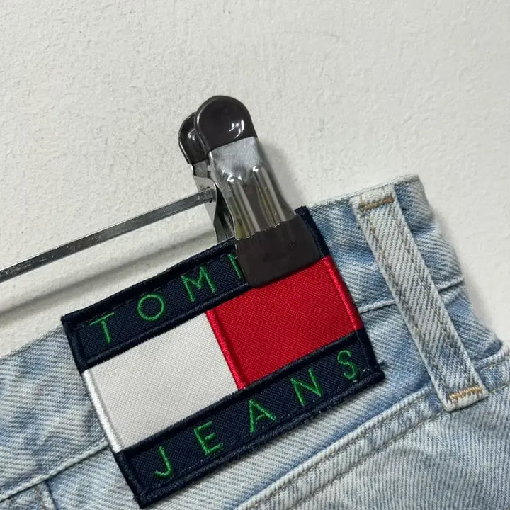 [BUNJANG] Tommy Hilfiger Distressed Wash Jeans 28 / 타미힐피거 데미지 워싱 청바지 28사이즈