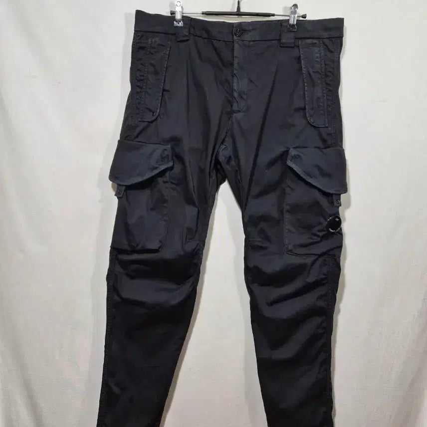 [BUNJANG] CP Company Black Spandex Cargo Pants / CP 컴퍼니  블랙 스판 카고바지 신형  정품