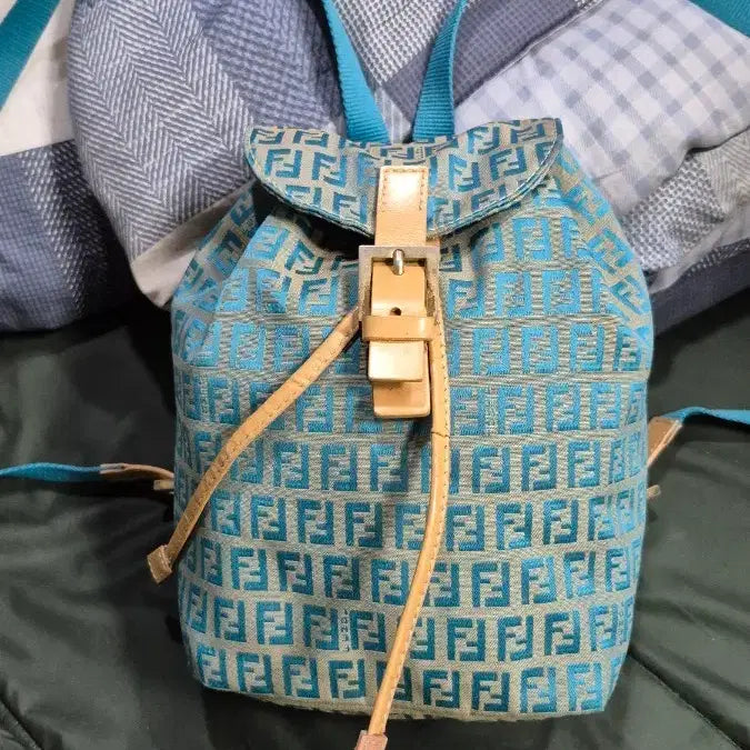 [SOLD OUT] 펜디 FENDI    주카패턴      스몰사이즈  백팩