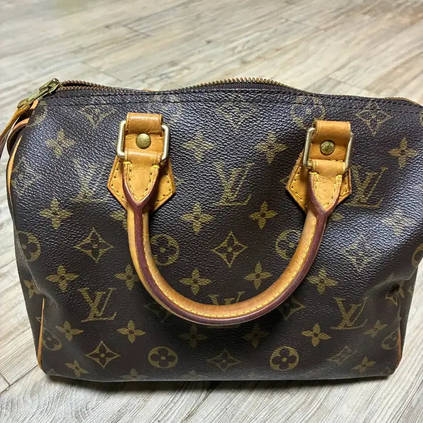 [SOLD OUT] 루이뷔통