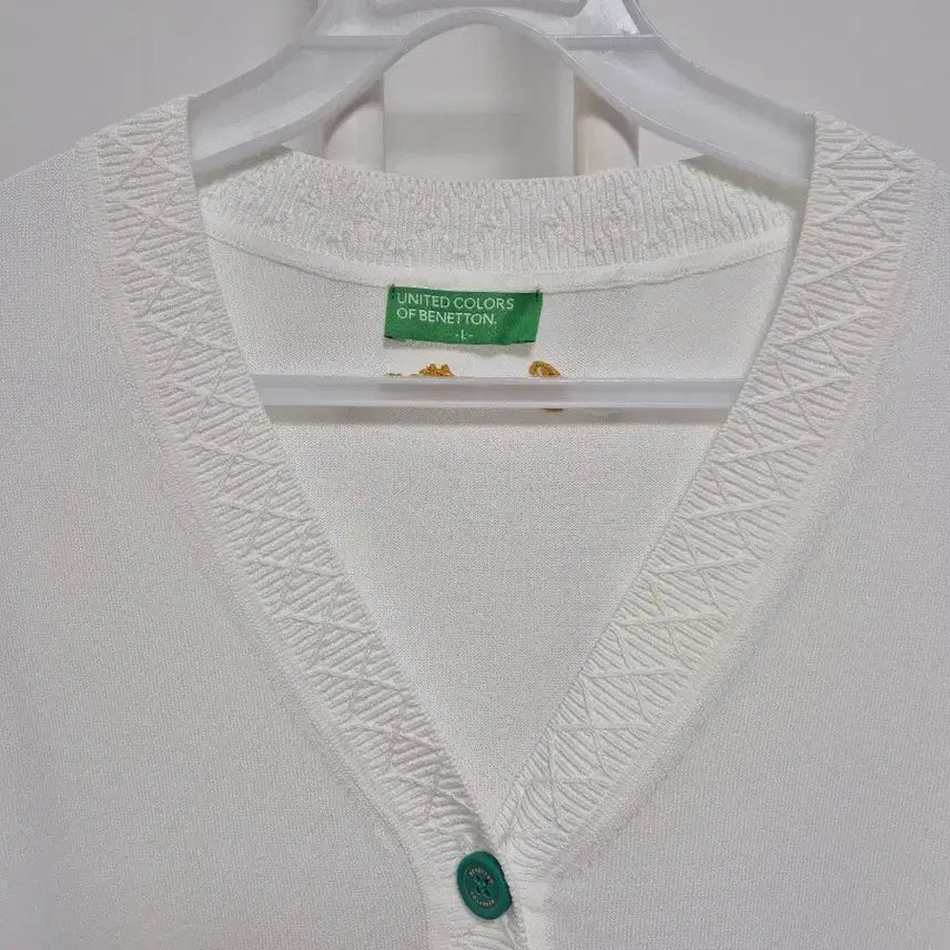 [SOLD OUT] 베네통 화이트 면 가디건