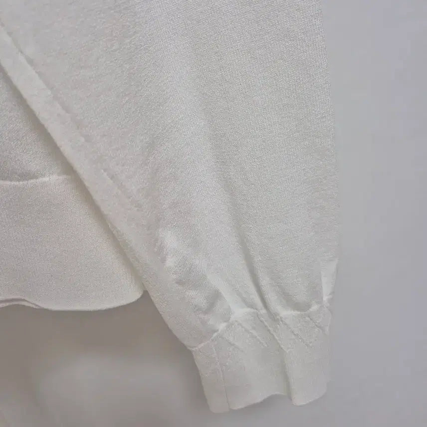 [SOLD OUT] 베네통 화이트 면 가디건