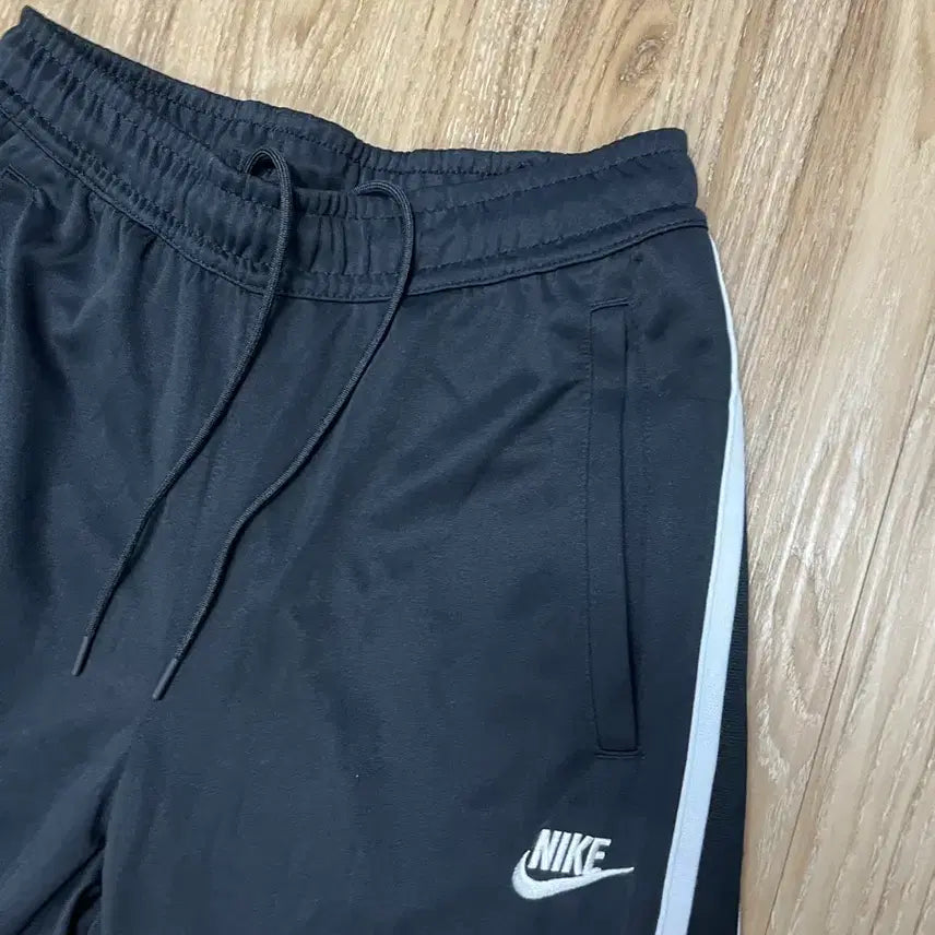[SOLD OUT] 나이키 조거팬츠 M